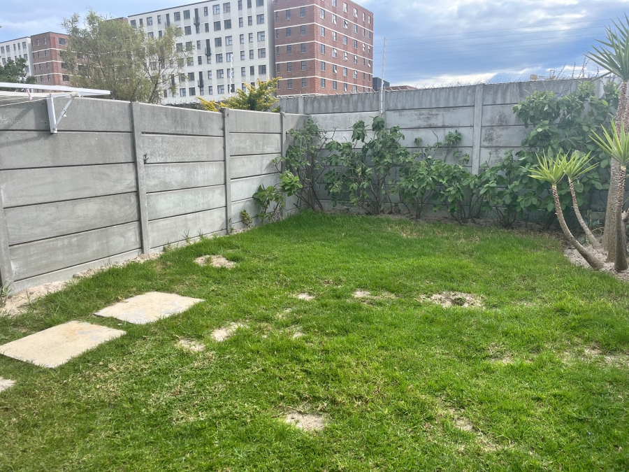 2 Bedroom Property for Sale in Thornton Western Cape